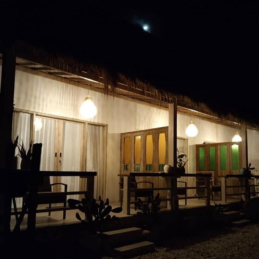Vns Beachfront Guesthouse Ped Экстерьер фото