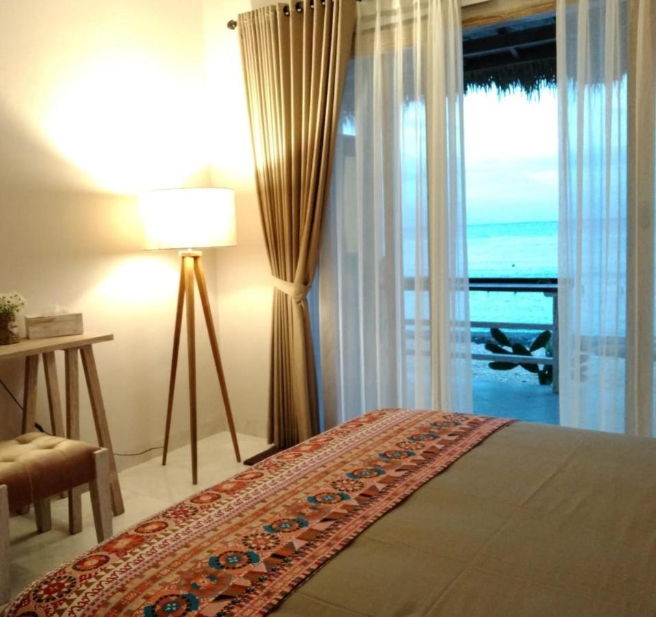 Vns Beachfront Guesthouse Ped Экстерьер фото