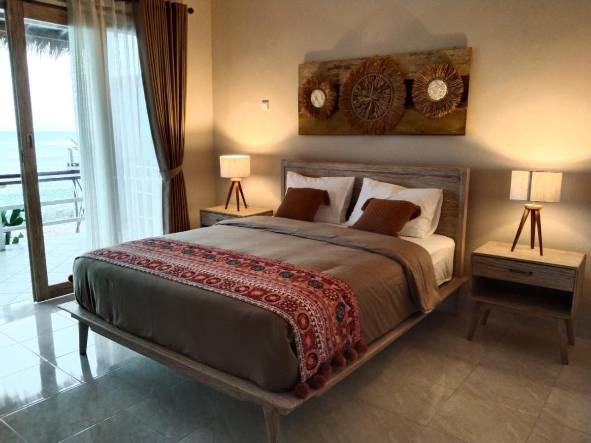 Vns Beachfront Guesthouse Ped Экстерьер фото