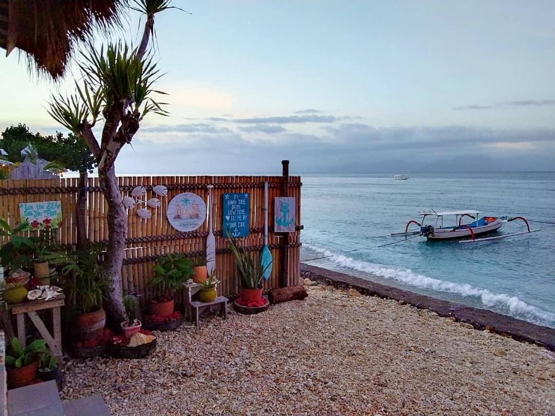 Vns Beachfront Guesthouse Ped Экстерьер фото